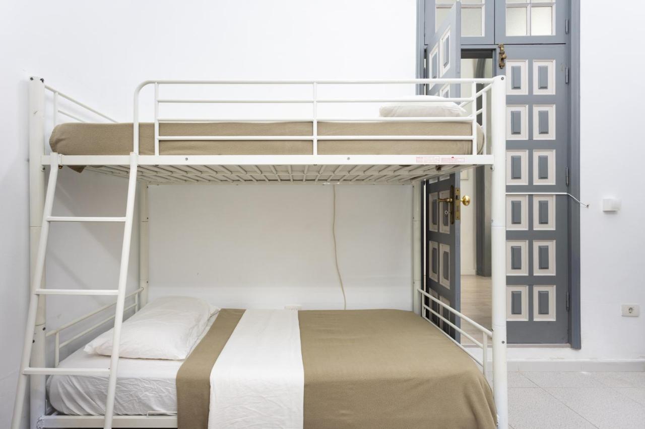 Wanderlust Hostel Санта-Крус-де-Тенерифе Экстерьер фото