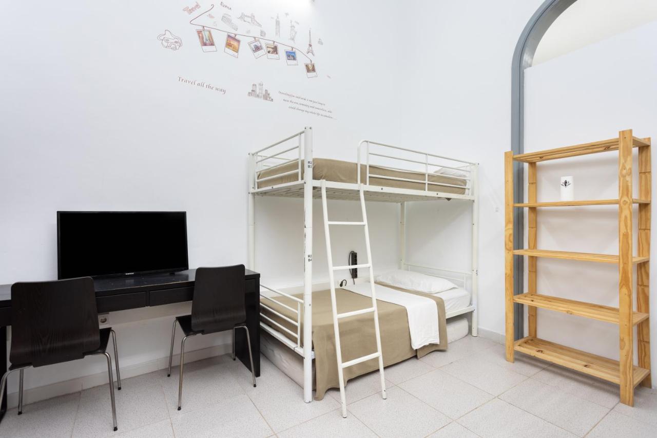 Wanderlust Hostel Санта-Крус-де-Тенерифе Экстерьер фото
