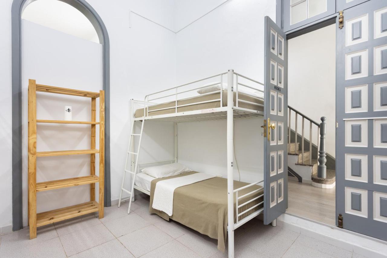 Wanderlust Hostel Санта-Крус-де-Тенерифе Экстерьер фото